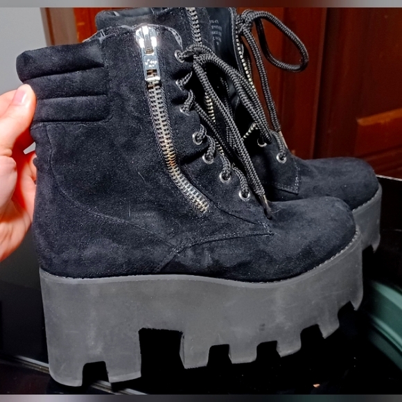 Dolls kill platform boots! 🖤 - Picture 1 of 5